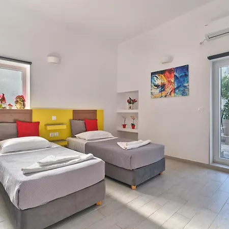 度假居 Colors In - House For 6 People In The Of Paros 纳乌萨