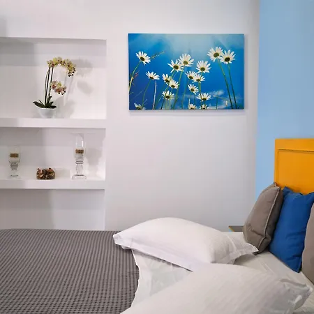 Colors In - House For 6 People In The Of Paros 度假居 *