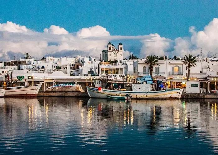 Colors In - House For 6 People In The Of Paros