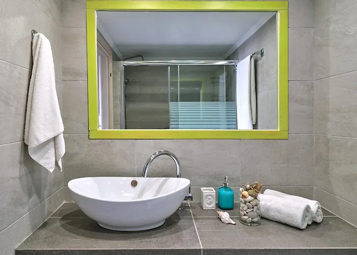 Colors In - House For 6 People In The Of Paros Casa de Férias Naousa